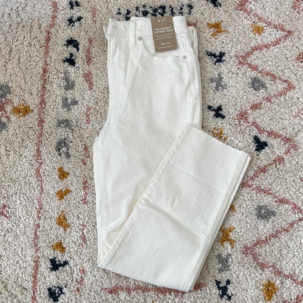 NWT - Madewell - The Perfect Vintage Jeans in white